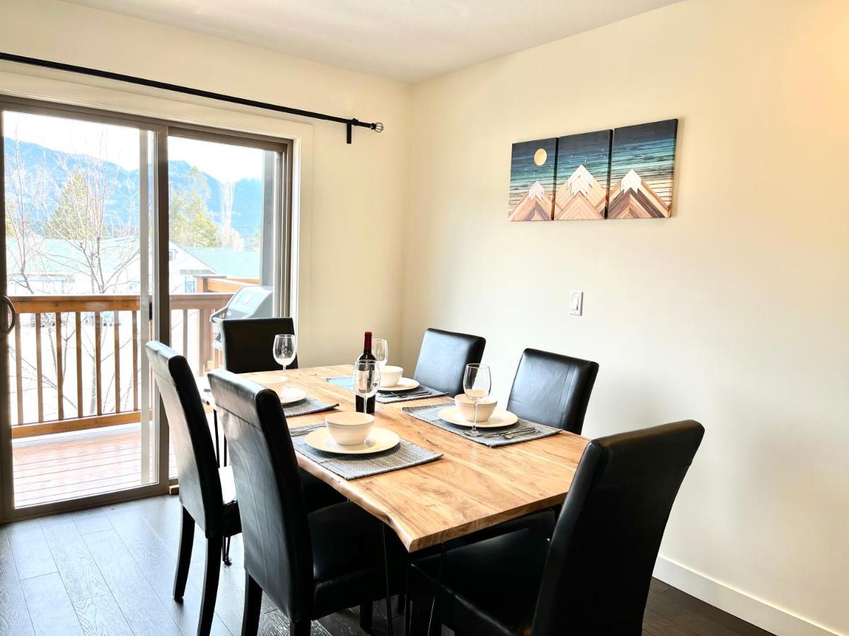 Perfect Base Invermere 3Bd Townhouse Mt Views With Garage Экстерьер фото