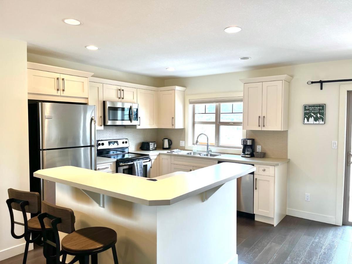 Perfect Base Invermere 3Bd Townhouse Mt Views With Garage Экстерьер фото